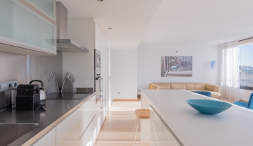 Resa Estates Ibiza for sale te koop apartment views Botafoch Talamanca kitchen 2 bar.jpg